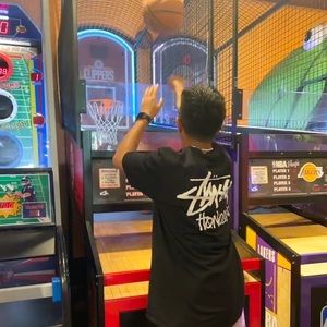 Meet your Posher, Justin